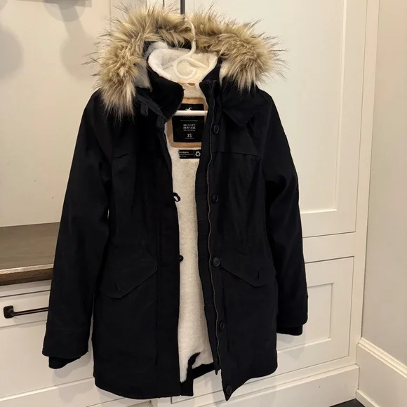 Abercrombie & Fitch Winter Parka - Picture 2 of 10